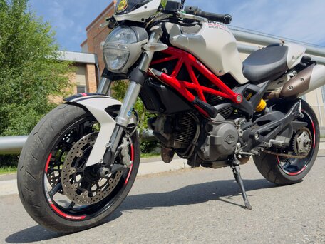 2012 Ducati Monster 796, белый, 400000 рублей, вид 4