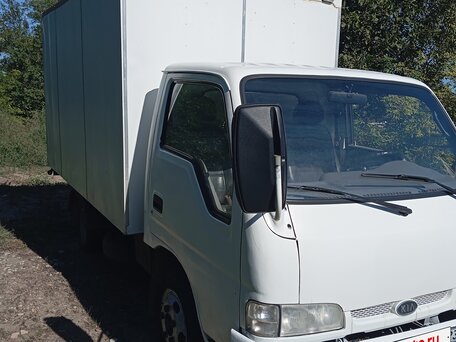 2004 Kia K-Series, белый, 800000 рублей, вид 1