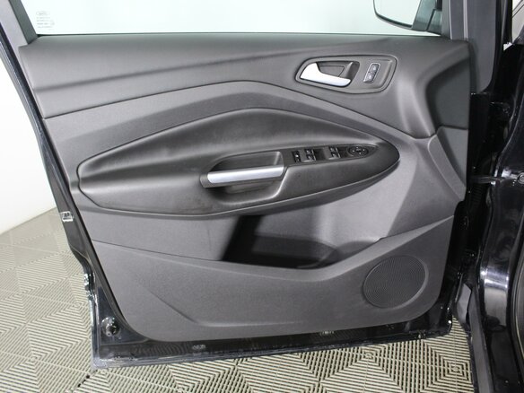 2016 Ford Kuga II, чёрный - вид 10