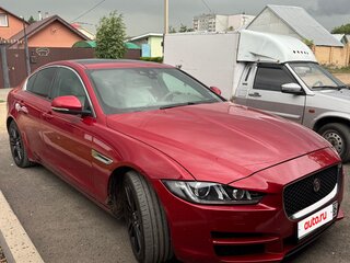 2016 Jaguar XE EcoBoost I, красный, 1999999 рублей, вид 2