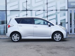 2011 Toyota Ractis II, серый, 933000 рублей, вид 5