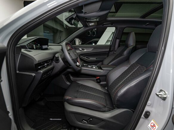 2025 Changan UNI-S I, красный, 3209900 рублей - вид 14