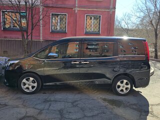 2016 Toyota Esquire I, чёрный, 2100000 рублей, вид 3