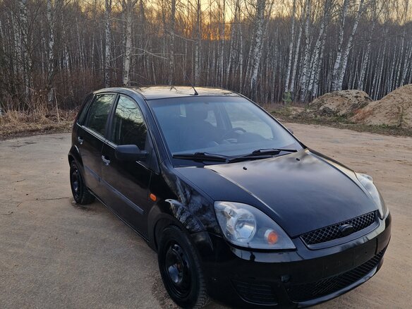 2007 Ford Fiesta Mk5, чёрный, 345000 рублей - вид 1