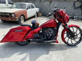 2019 Harley-Davidson Street Glide, красный, 3199000 рублей, вид 3