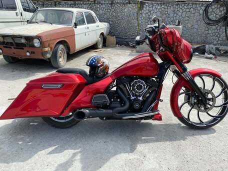 2019 Harley-Davidson Street Glide, красный, 3199000 рублей, вид 3