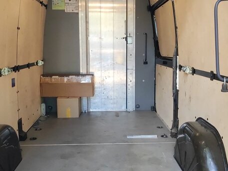2019 Mercedes-Benz Sprinter, коричневый, 4200000 рублей, вид 3