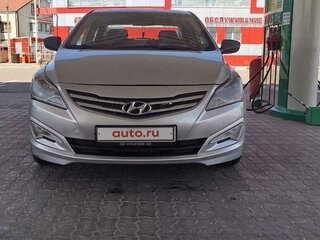 2014 Hyundai Solaris I Рестайлинг, серебристый, 1500000 рублей, вид 1