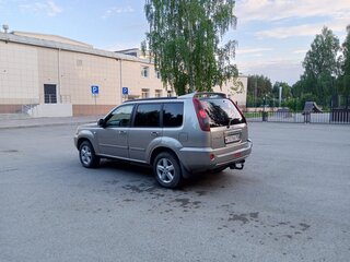 2004 Nissan X-Trail I Рестайлинг, серый, 700000 рублей, вид 3