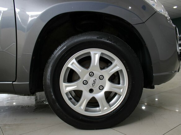 2015 Chery Tiggo (T11) I Рестайлинг (FL), серый - вид 22