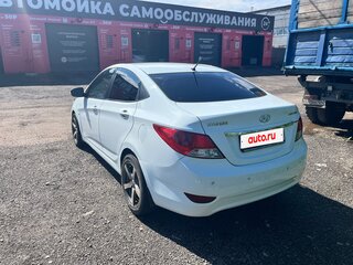 2011 Hyundai Solaris I, белый, 819999 рублей, вид 3