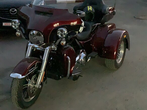 2015 Harley-Davidson Tri Glide, красный, 3600000 рублей