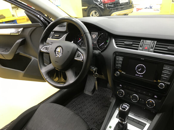 2013 Skoda Octavia III (A7), чёрный, 1200000 рублей - вид 18