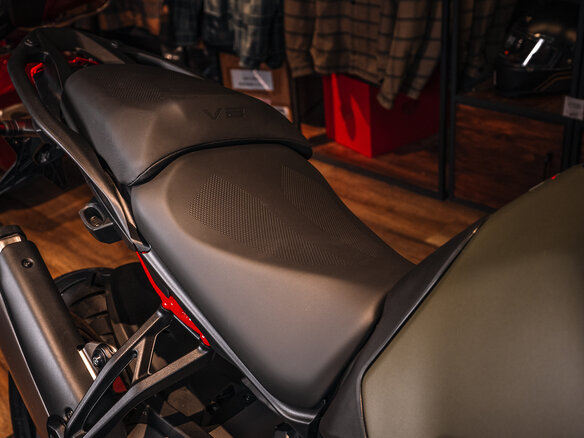 2026 Ducati Multistrada V2, зелёный, 2590000 рублей - вид 9