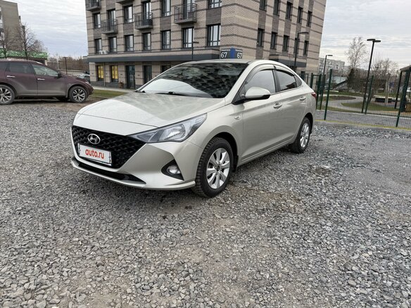 2020 Hyundai Solaris II Рестайлинг, серый, 1700000 рублей