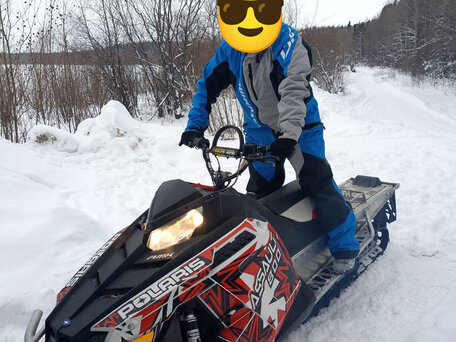 2011 Polaris 800 RMK, красный, 330000 рублей, вид 2