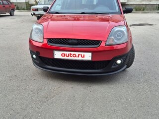 2008 Ford Fiesta Mk5, красный, 590000 рублей, вид 1