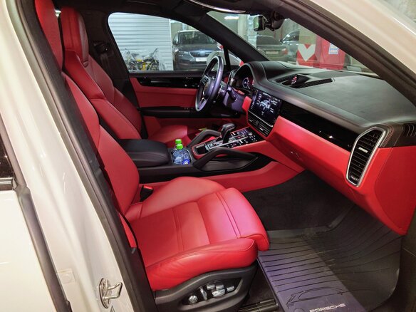 2019 Porsche Cayenne III, белый, 9900000 рублей - вид 19