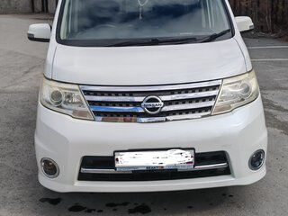 2008 Nissan Serena III (C25), белый, 800000 рублей, вид 1