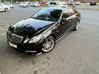 2012 Mercedes-Benz E-Класс 250 7G-Tronic IV (W212, S212, C207), чёрный, 1850000 рублей, вид 4