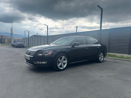 2012 Volkswagen Passat (North America and China) I, чёрный, 1100000 рублей, вид 2