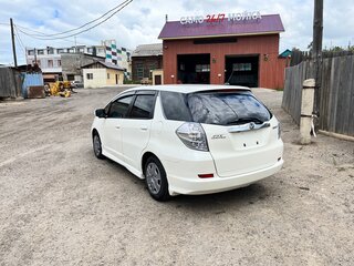 2011 Honda Fit Shuttle I, белый, 970000 рублей, вид 5