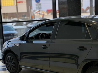 2015 Volkswagen Polo V Рестайлинг, чёрный, 960000 рублей, вид 4