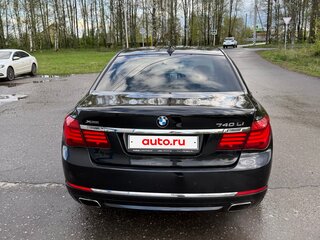 2013 BMW 7 серии Long 740Li xDrive V (F01/F02/F04) Рестайлинг, чёрный, 2000000 рублей, вид 3