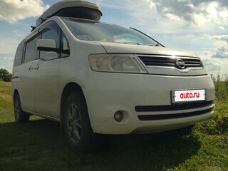 2005 Nissan Serena III (C25), белый, 820000 рублей, вид 4