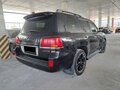 2011 Lexus LX 570 III, чёрный, 2610000 рублей - вид 3