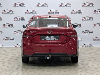 2017 Hyundai Solaris II, красный, 979000 рублей, вид 5