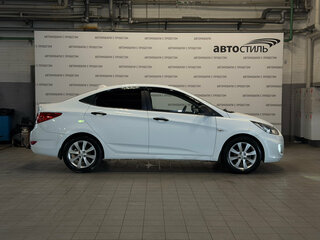 2014 Hyundai Solaris I, белый, 629000 рублей, вид 4