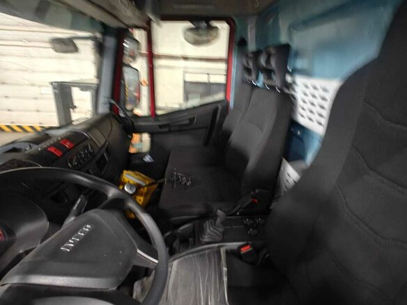 2026 Iveco EuroCargo, красный, 17778437 рублей - вид 1