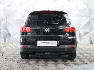 2016 Volkswagen Tiguan I Рестайлинг, чёрный, 1442000 рублей, вид 4
