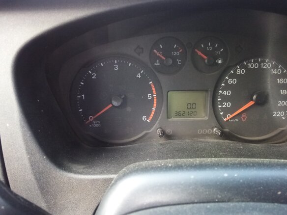 2010 Ford Transit, серебристый, 1900000 рублей - вид 5