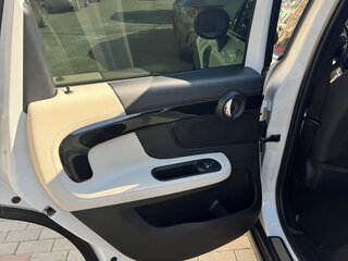 2017 Mini Countryman Cooper II, белый, 2100000 рублей, вид 5