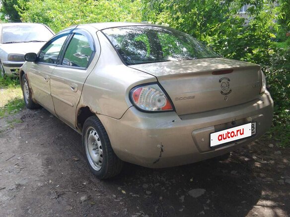 2003 Dodge Neon II, золотистый, 160000 рублей - вид 5