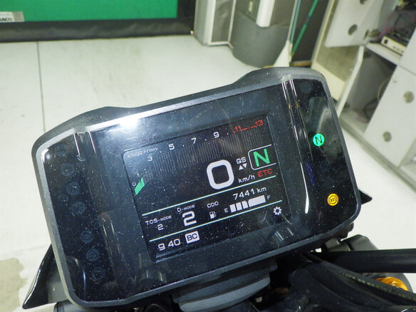 2022 Yamaha MT-09 (FZ-09), серый, 1065000 рублей - вид 12