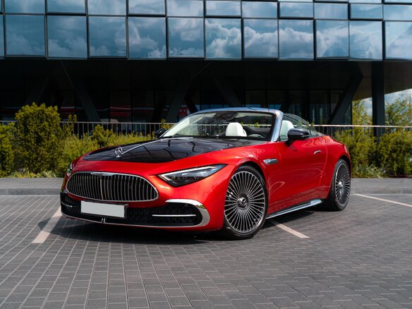 2025 Mercedes-Benz Maybach SL, красный