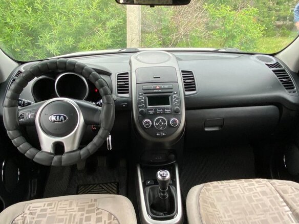2012 Kia Soul I Рестайлинг, белый, 750000 рублей - вид 9