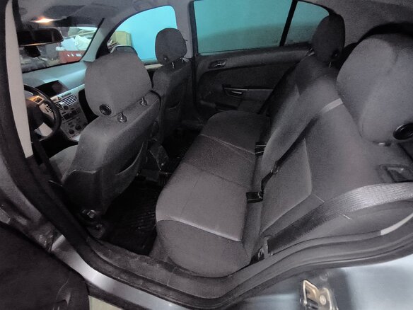 2011 Opel Astra H Рестайлинг, серый, 660000 рублей - вид 7