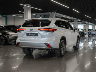 2026 Toyota Highlander IV (XU70), белый, 5950000 рублей, вид 5