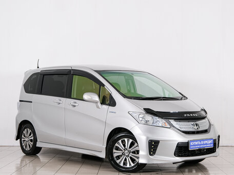 Honda Freed I Рестайлинг