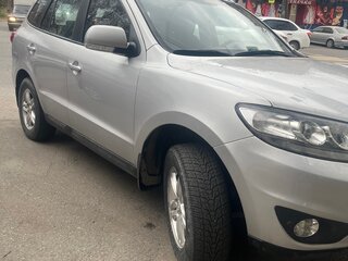 2010 Hyundai Santa Fe II Рестайлинг, серебристый, 1350000 рублей, вид 3