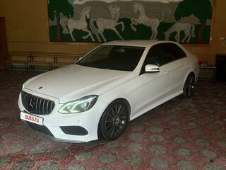 2013 Mercedes-Benz E-Класс 200 IV (W212, S212, C207) Рестайлинг, белый, 2350000 рублей, вид 1