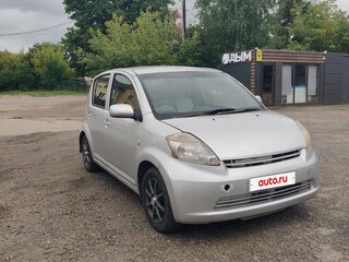 2004 Toyota Passo I (C10), серебристый, 250000 рублей, вид 1