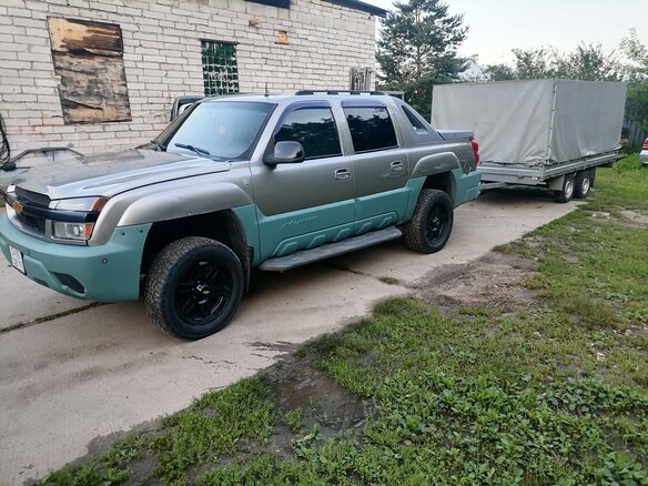 2001 Chevrolet Avalanche I, белый, 1300000 рублей - вид 7