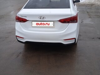 2017 Hyundai Solaris II, белый, 920000 рублей, вид 4