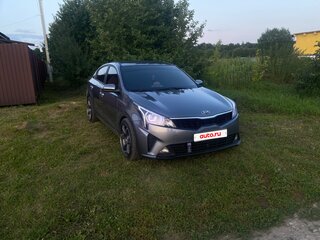 2020 Kia Rio IV Рестайлинг, серый, 1600000 рублей, вид 2