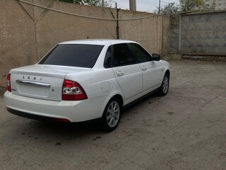 2016 Lada (ВАЗ) Priora I Рестайлинг, белый, 820000 рублей, вид 1